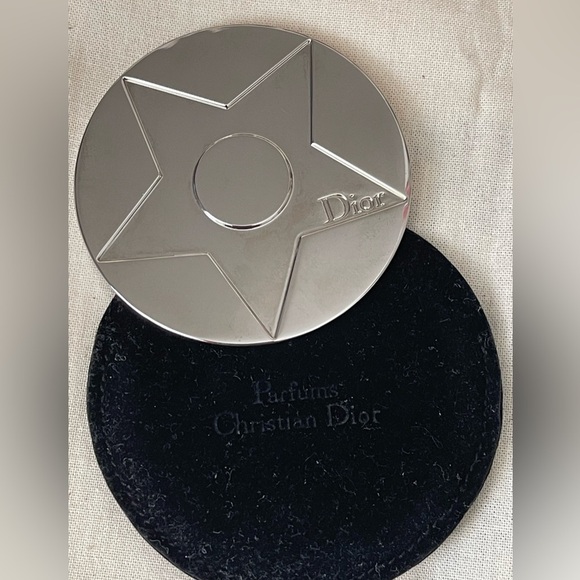 DIOR MIRROR W/POUCH✨CHRISTIAN DIOR PARFUMS✨HAS WEIGHT TO IT✨NEW - Picture 3 of 7